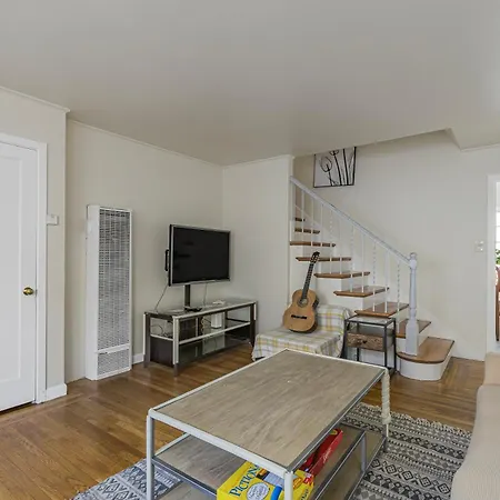 3 Bd House, Walkable To Bart, Free Parking, Views Villa